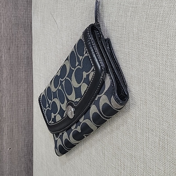 Coach Signature Black/Gray Canvas Leather Wallet - Picture 6 of 11